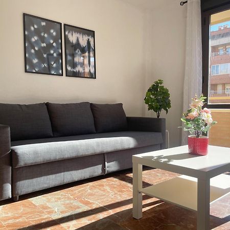 Apartamentos El Pilar Suites 3000 Saragosse Extérieur photo
