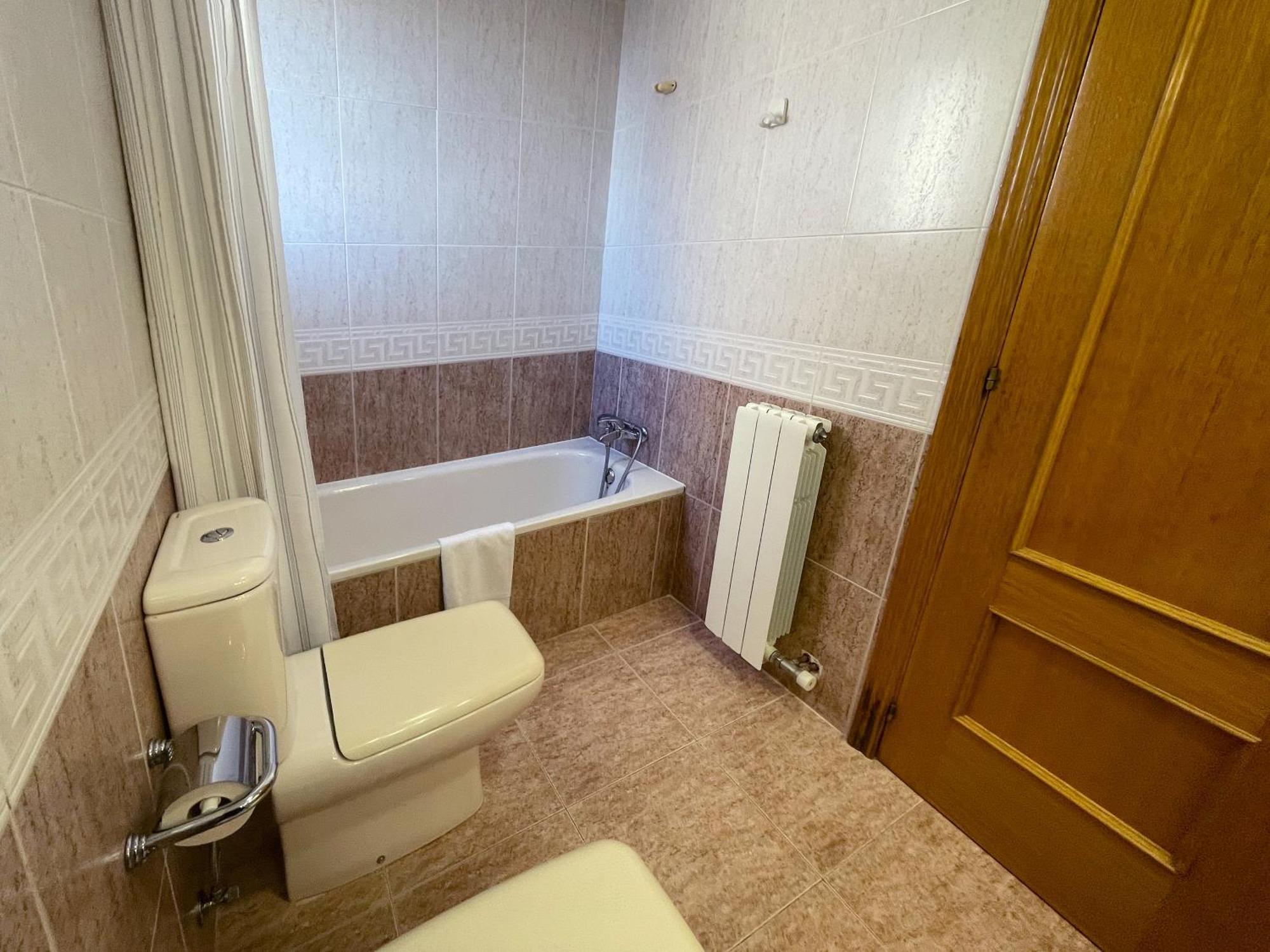 Apartamentos El Pilar Suites 3000 Saragosse Extérieur photo